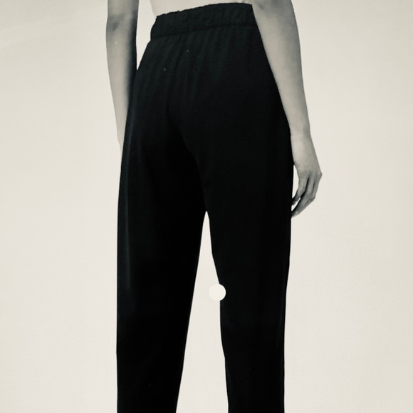 lululemon athletics keep moving pant - Picture 2 of 6